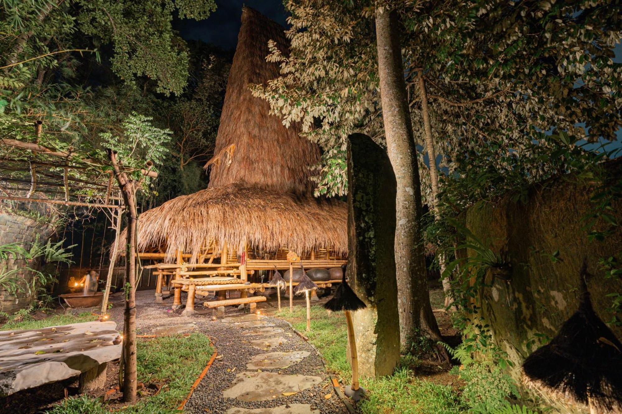 Bambu Indah Resort Ubud  Exterior photo